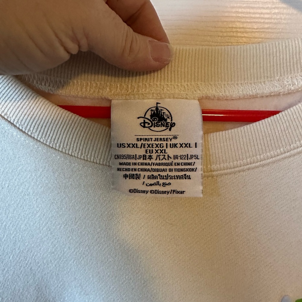 Disney Pixar Christmas Cream Spirit Jersey New With Partial Tag - Picture 6 of 7